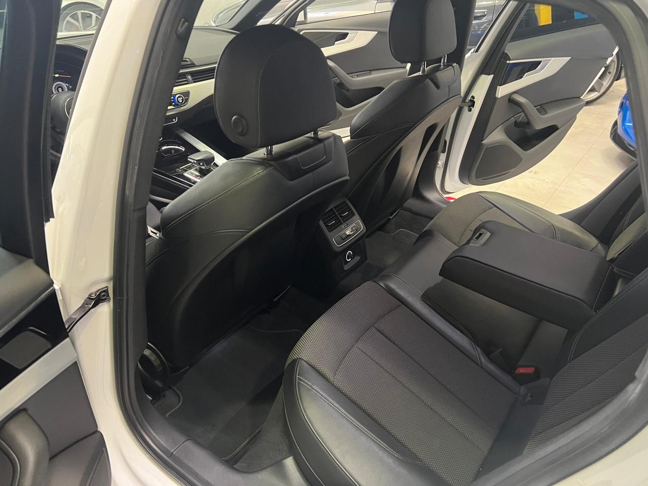 Audi A4 Avant 35 TDI/163 CV S tronic line