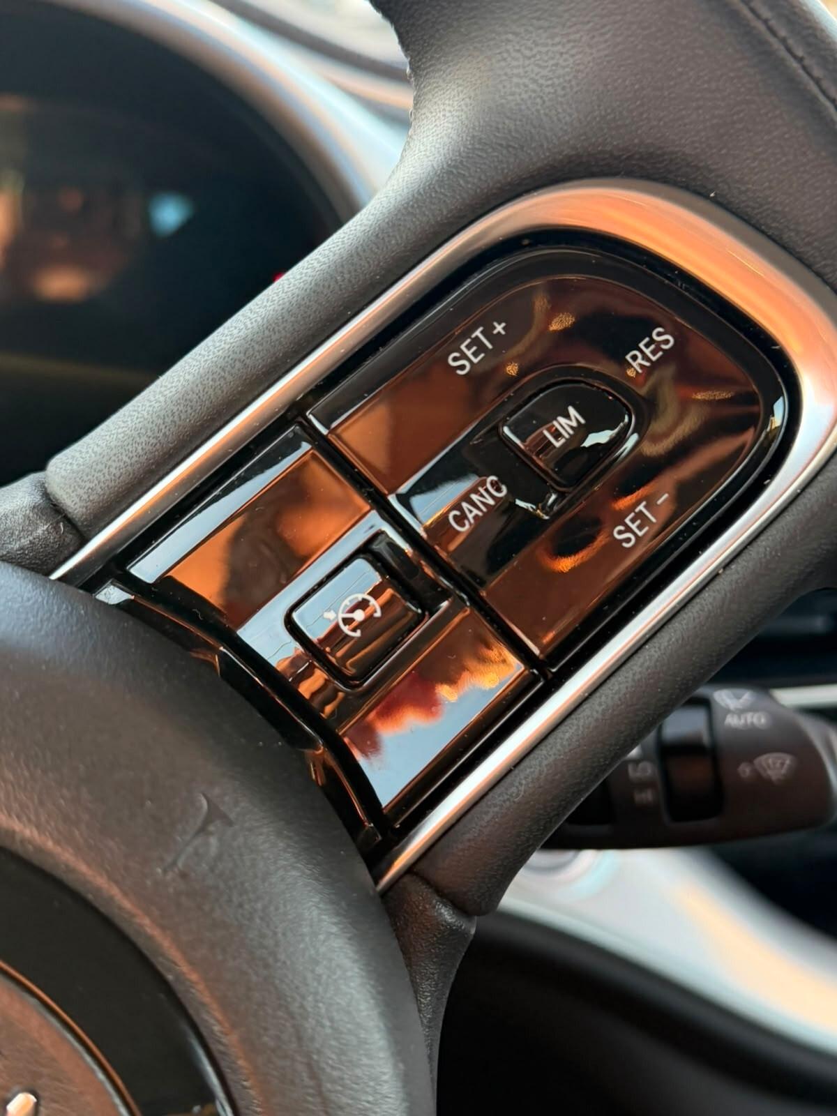 Fiat 500 500e Berlina 42 kWh Icon