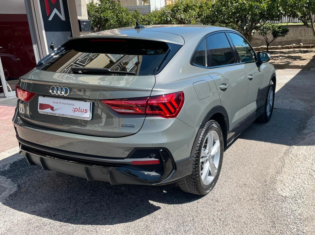 Audi Q3 35 TDI quattro S-line edition Gancio