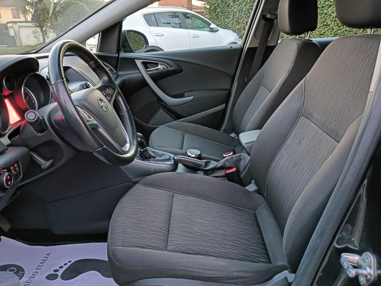 Opel Astra 1.7 CDTI 130CV EcoFLEX S&S 5 porte Cosmo Fleet..CELL 320 147 1147 WUATSAPP 3276540940