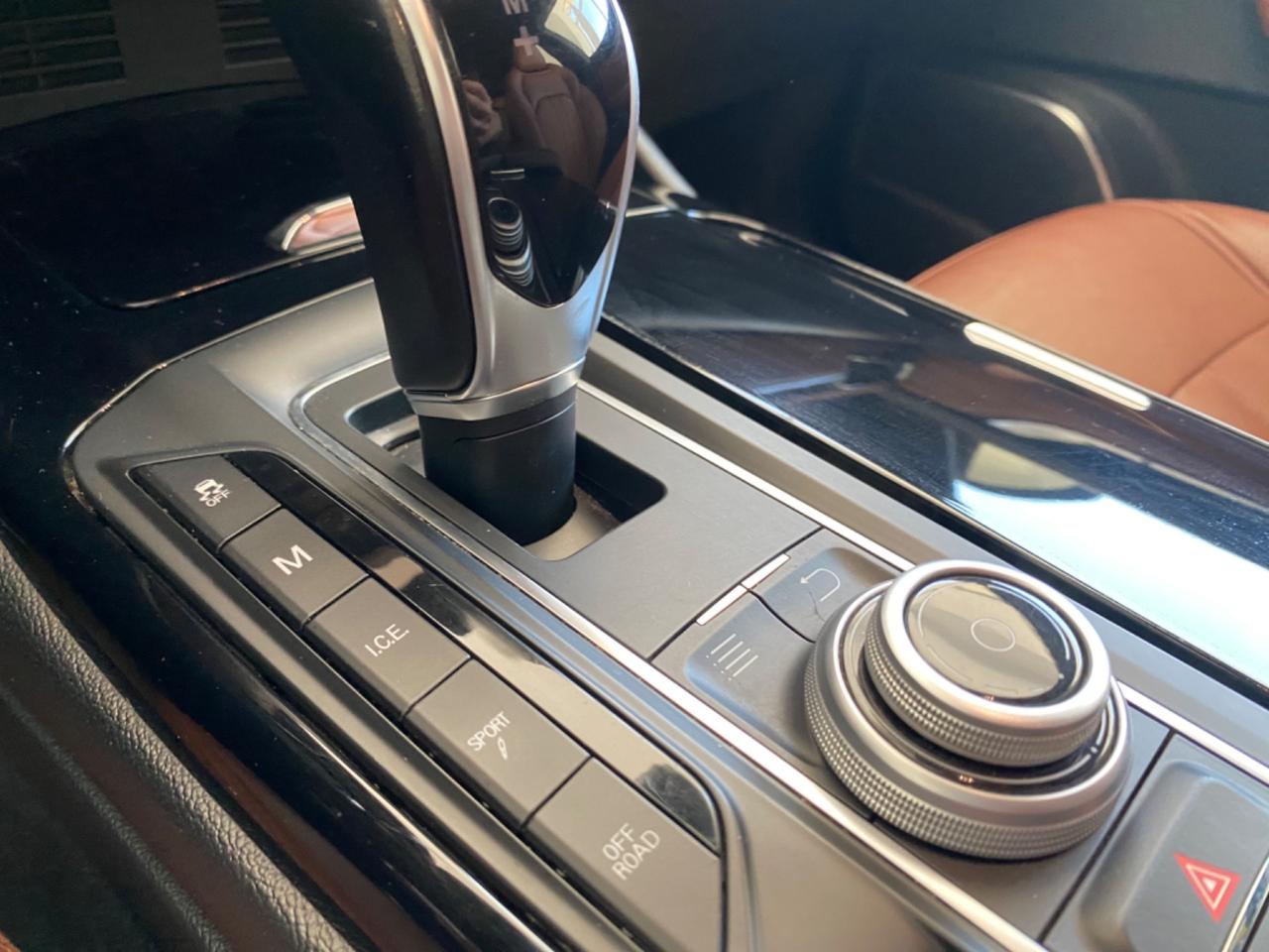 Maserati Levante 3.0D V6 250cv GRANSPORT R20/HARMAN2019