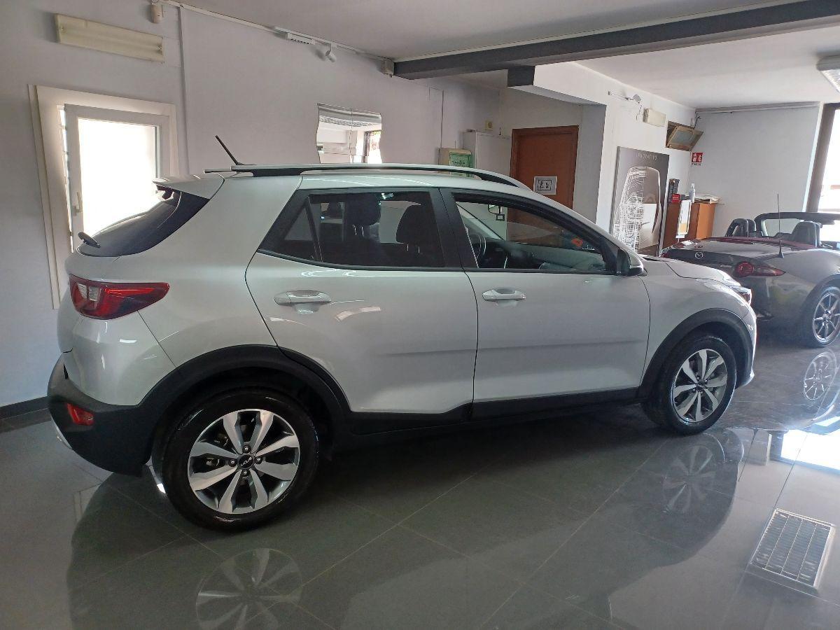 KIA - Stonic - 1.2 MPI 84 CV Style