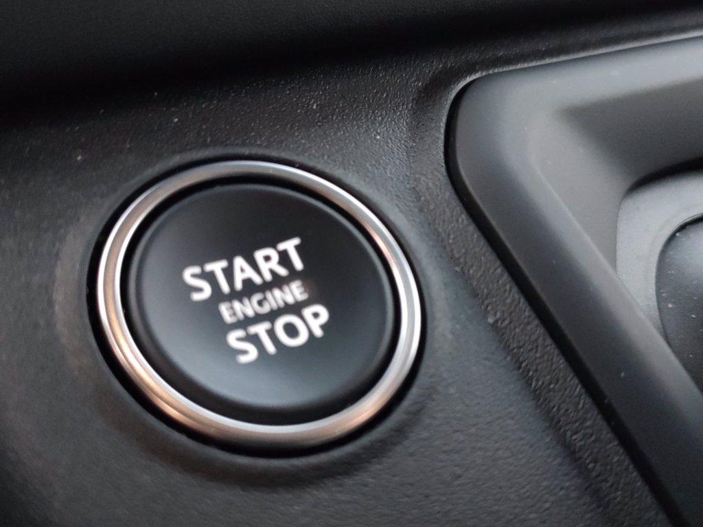 LAND ROVER Defender (2019) LAND ROVER 110 3.0D I6 200 CV AWD Auto X-Dynamic SE del 2025