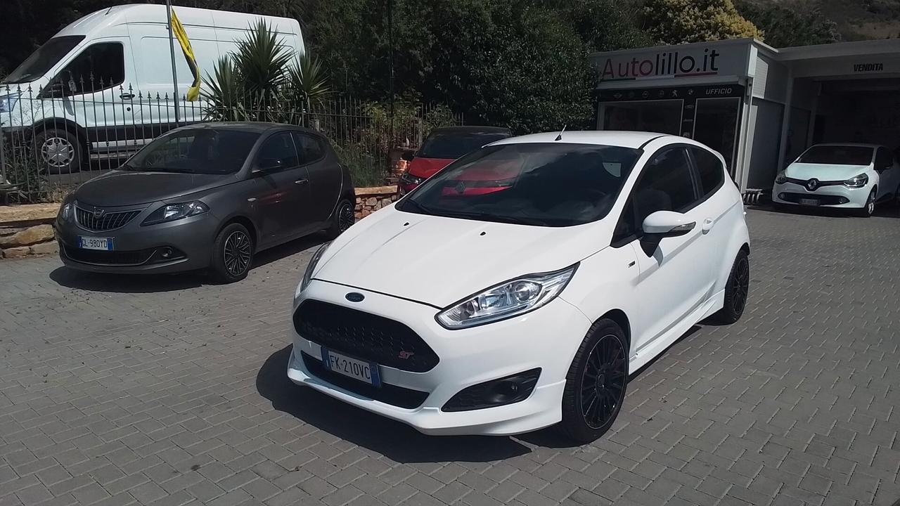 Ford Fiesta 1.5 TDCi 75CV 3 porte ST-Line