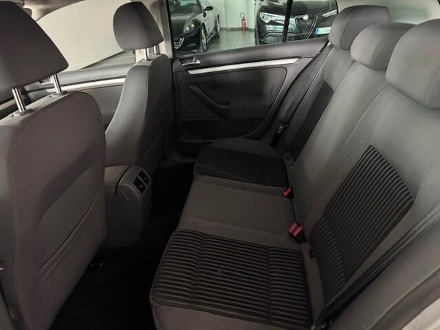 Volkswagen Golf 2.0 16V TDI 4mot. 5p. Sportline