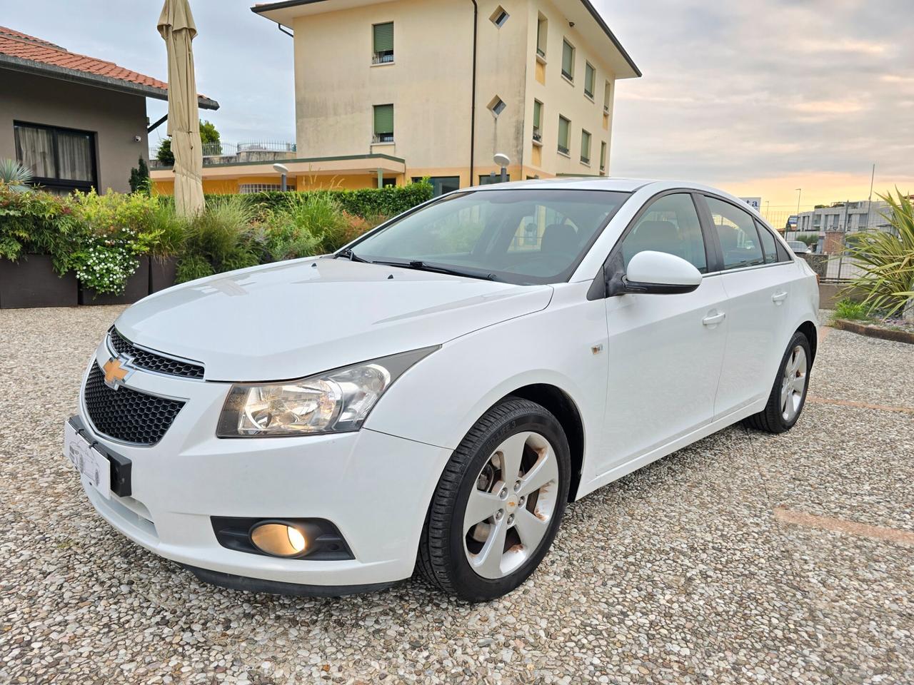 Chevrolet Cruze 2.0 D 163CV Gancio Traino estraibile