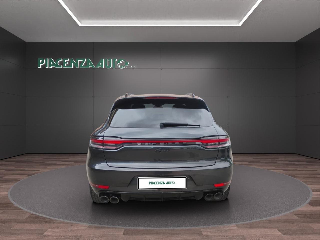 Porsche Macan 2.0 245cv pdk.CERCHI 21.TELECAMERA 360