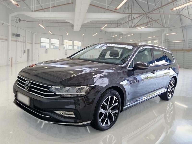 VOLKSWAGEN PASSAT VARIANT 2.0 TDI SCR EVO 110KW EXECUTIVE DSG STATION WAGON