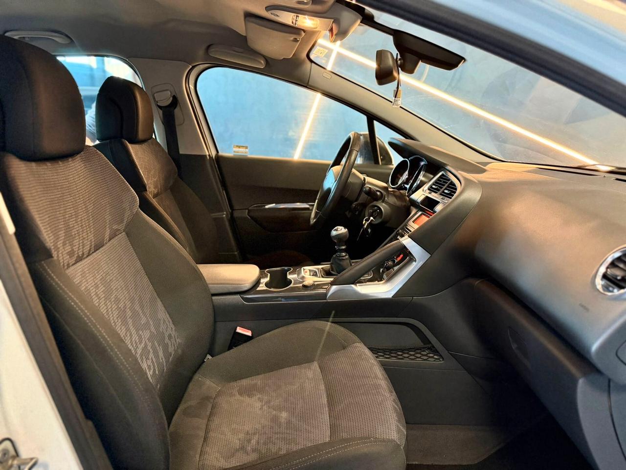 Peugeot 3008 1.6 HDi 110CV Tecno