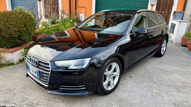 Audi A4 Avant 2.0 TDI 150 CV ultra S tronic Design