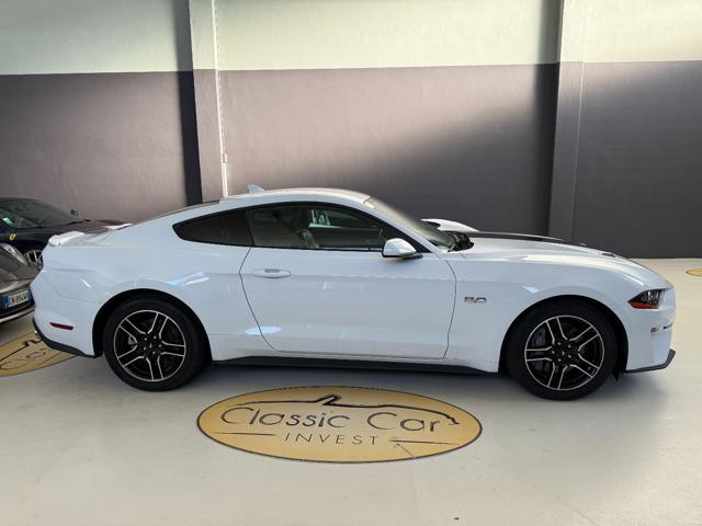 FORD Mustang Fastback 5.0 V8 aut. GT