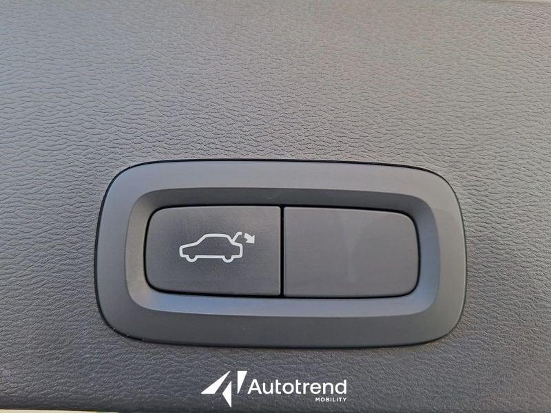 Volvo XC40 D3 150 CV Automatica Momentum