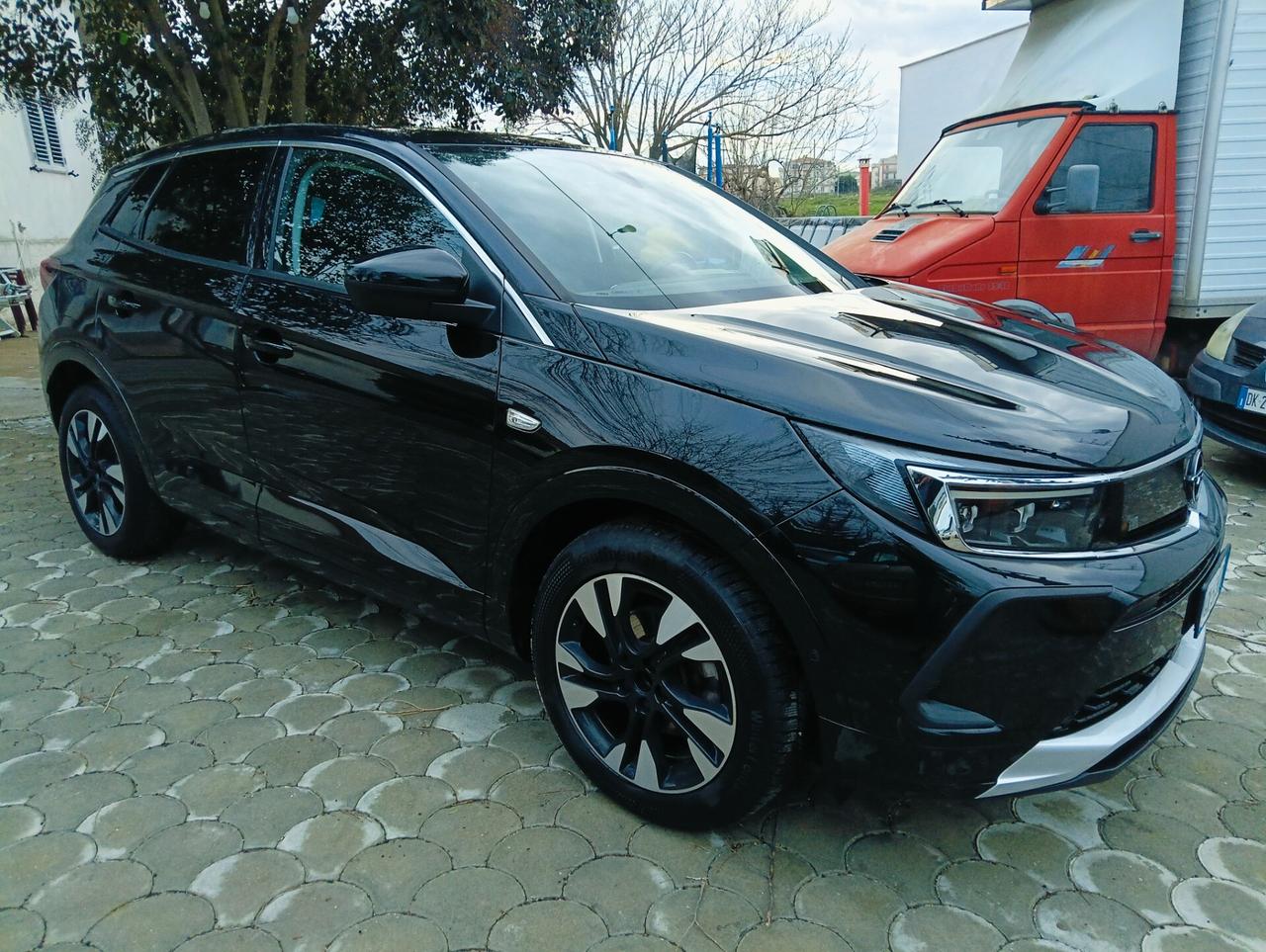 Opel Grandland 1.5 diesel Ecotec aut. Business Elegance