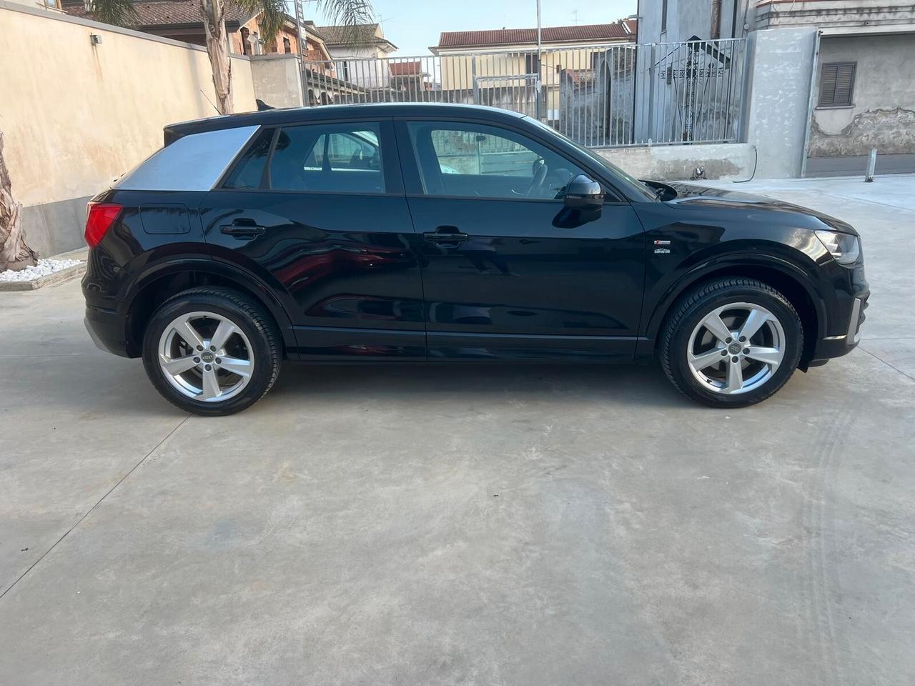 Audi Q2 30 TDI S line - fuoristrada /SUV 5 porte