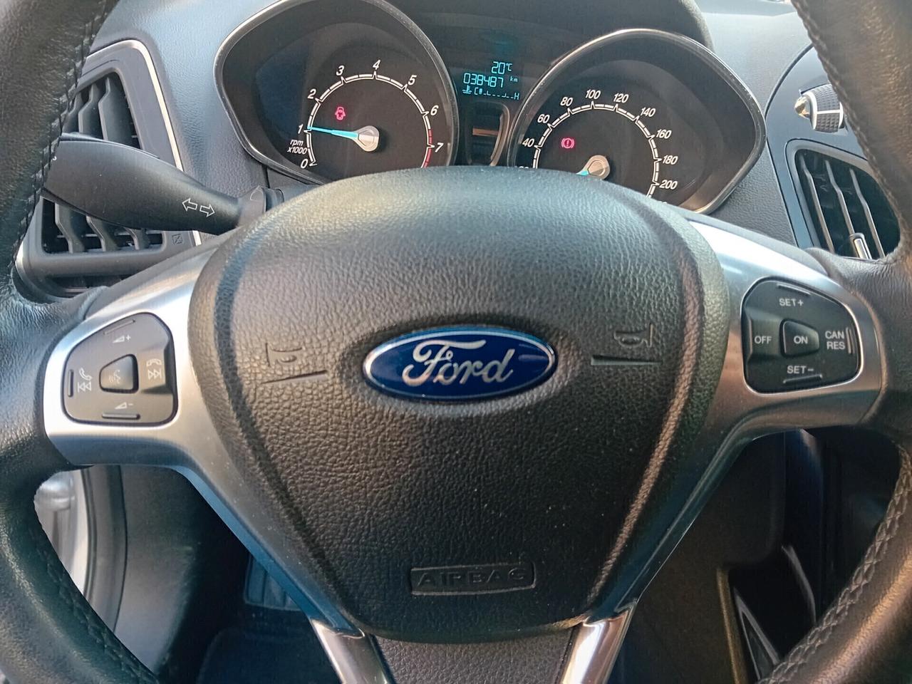 Ford B-Max 1.0 EcoBoost 100 CV Titanium X