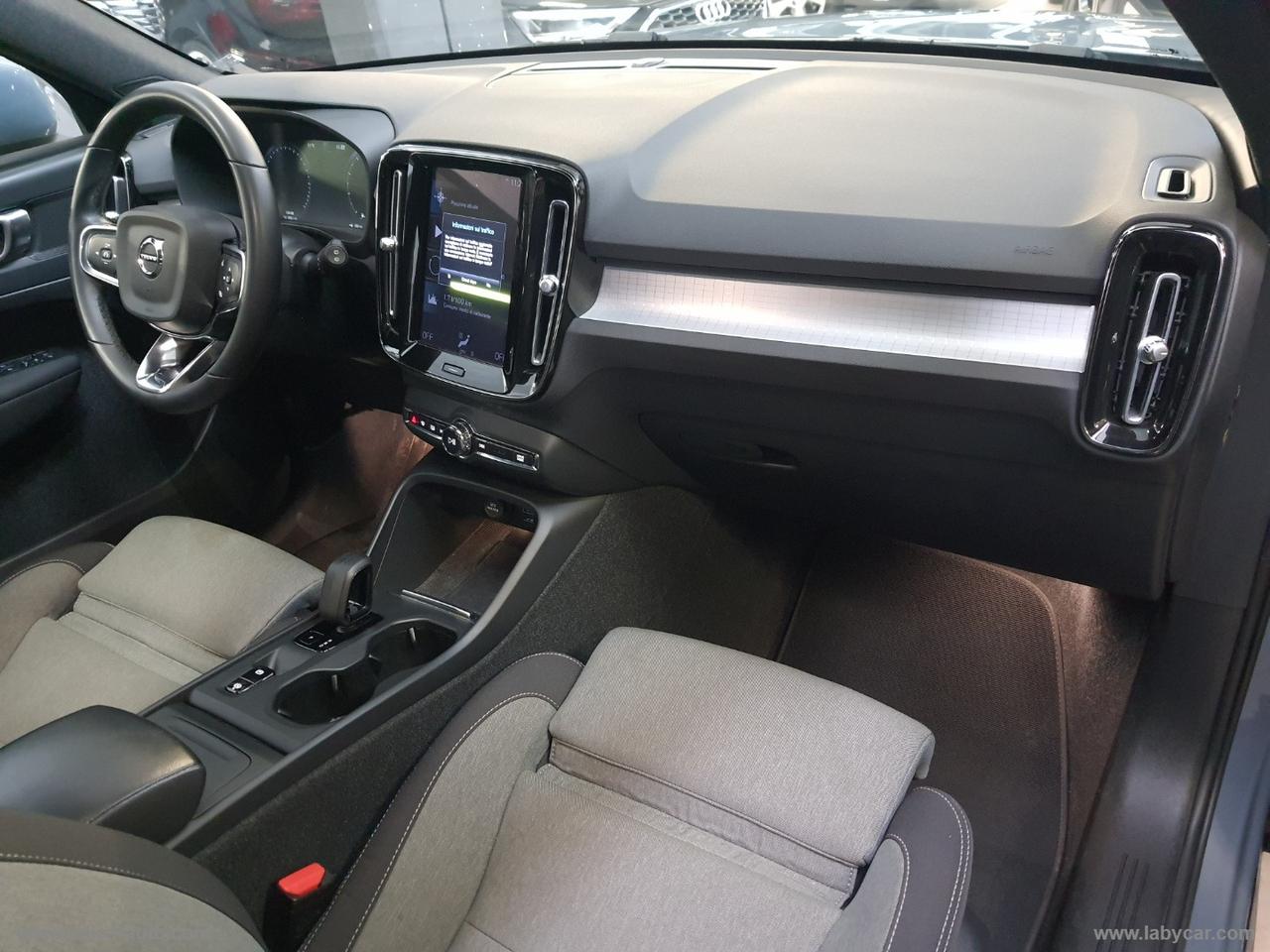 VOLVO XC40 T2 automatico Core