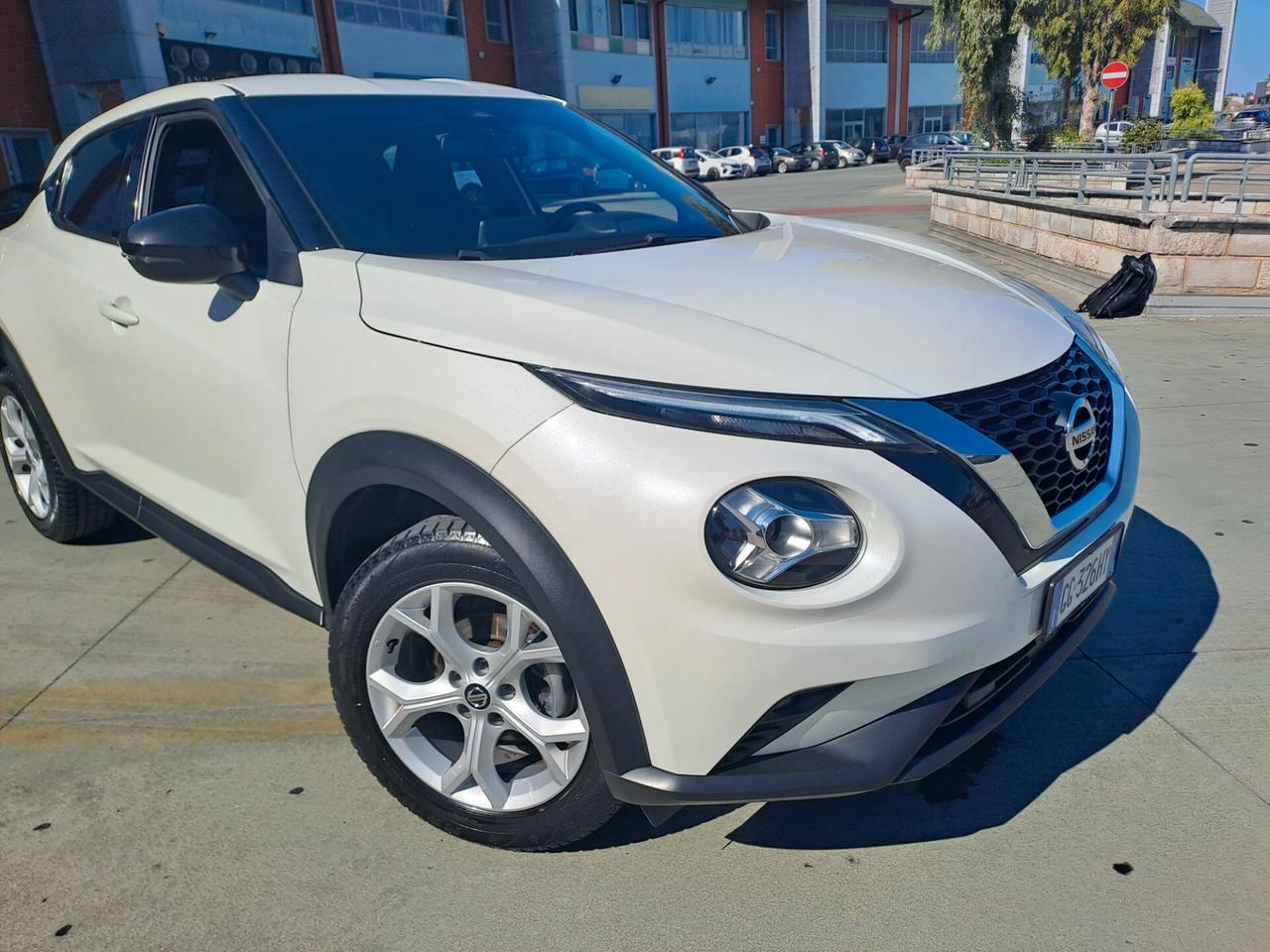 Nissan Juke 1.0 DIG-T 114 CV Enigma