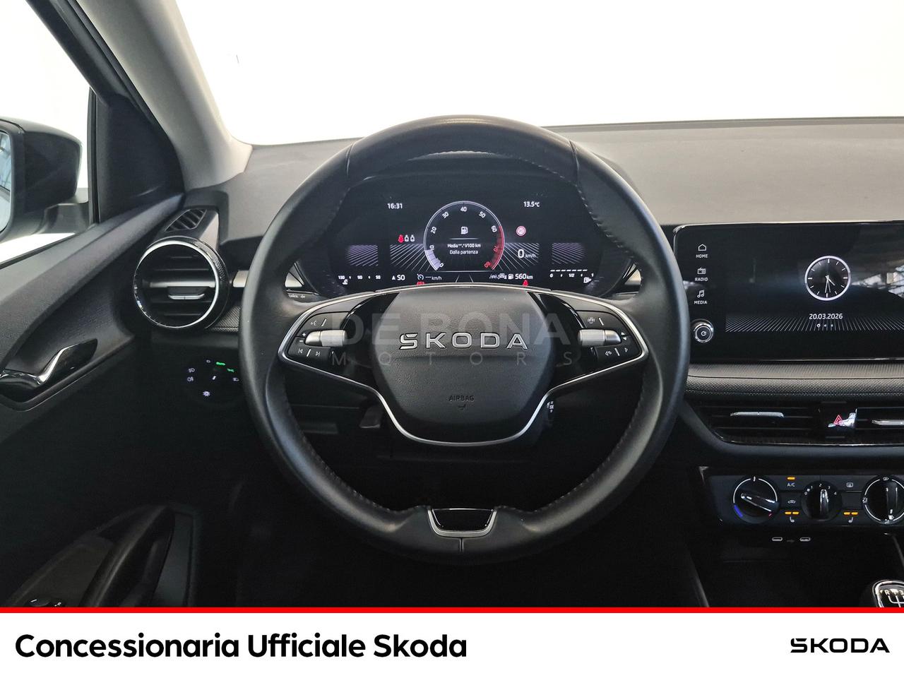 Skoda Fabia 1.0 tsi young edition 95cv