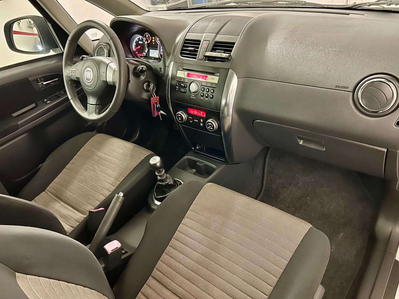 Fiat Sedici 2.0 MJT 16V DPF 4x4 Experience