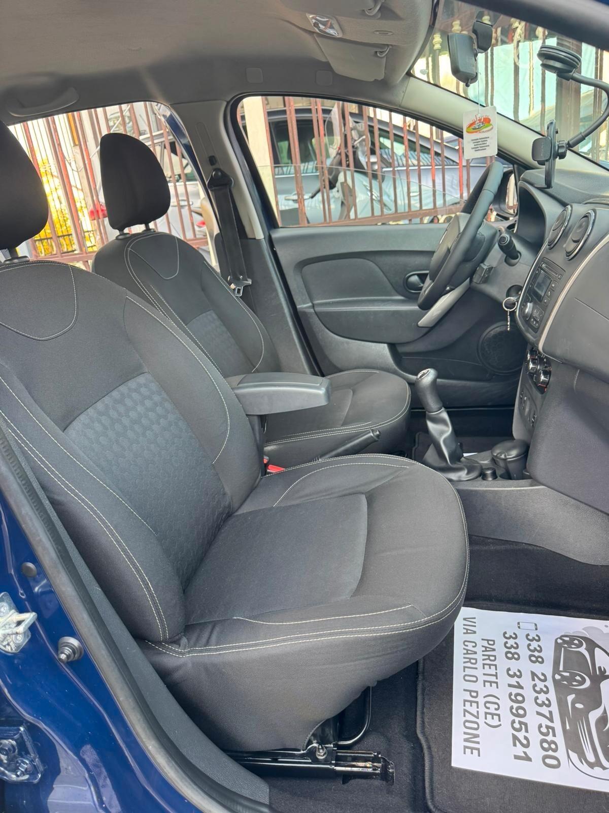 Dacia Sandero 1.2 75CV Lauréate METANO