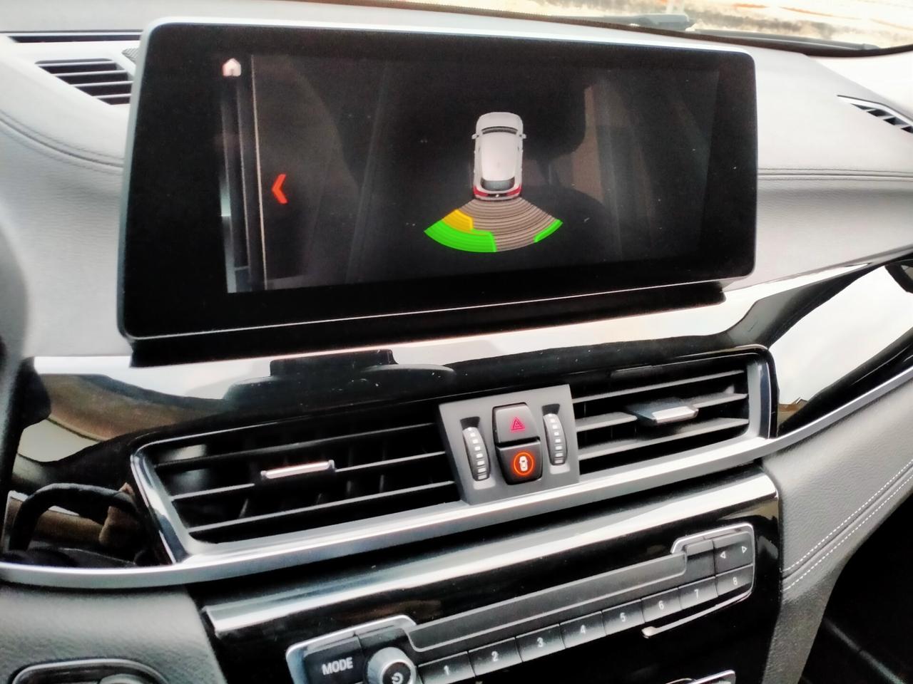 BMW X2 XDRIVE 18D LED / TETTO / DDC / KEYLESS / H.KARDON / HEAD UP