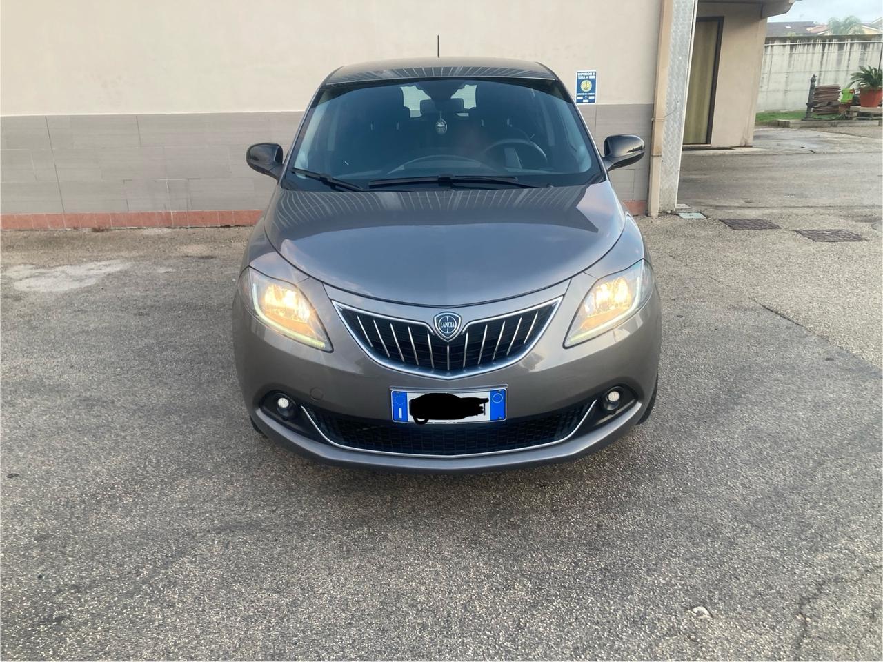 Lancia Ypsilon 1.0 FireFly 5 porte S&S Hybrid Gold