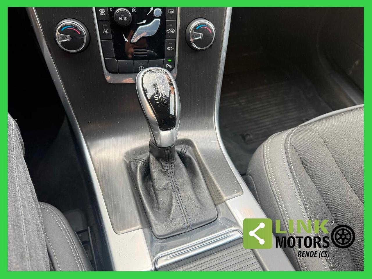 Volvo XC60 D4 180cv Geartronic Momentum 01/2014