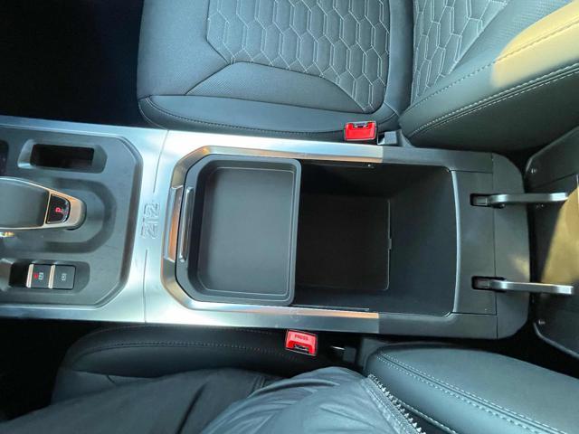 EMC 212 2.0 TGDI 8AT 4WD Officer