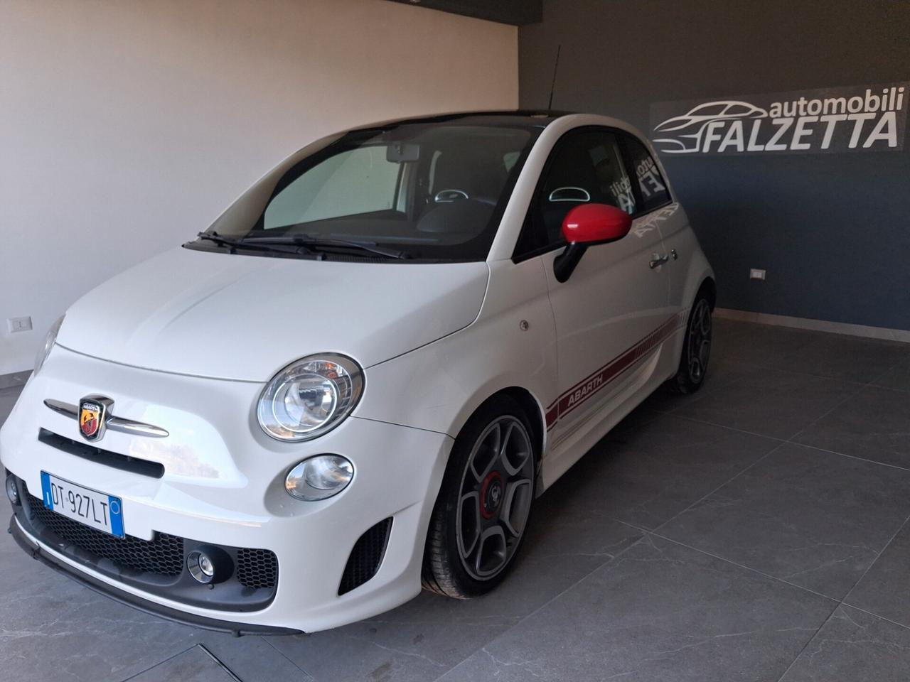 Abarth 500 1.4 Turbo T-Jet si accettano permute tetto panoramico apribile