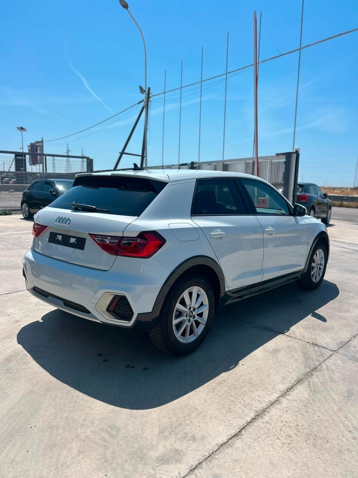 Audi A1 allstreet 30 TFSI S tronic Business