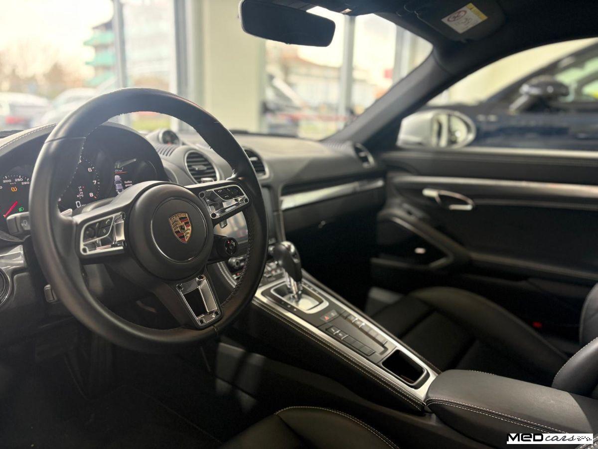 PORSCHE - 718 CAYMAN STYLE EDITION