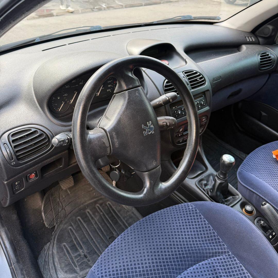 Peugeot 206 1.4 HDi **NEOPATENTATI**
