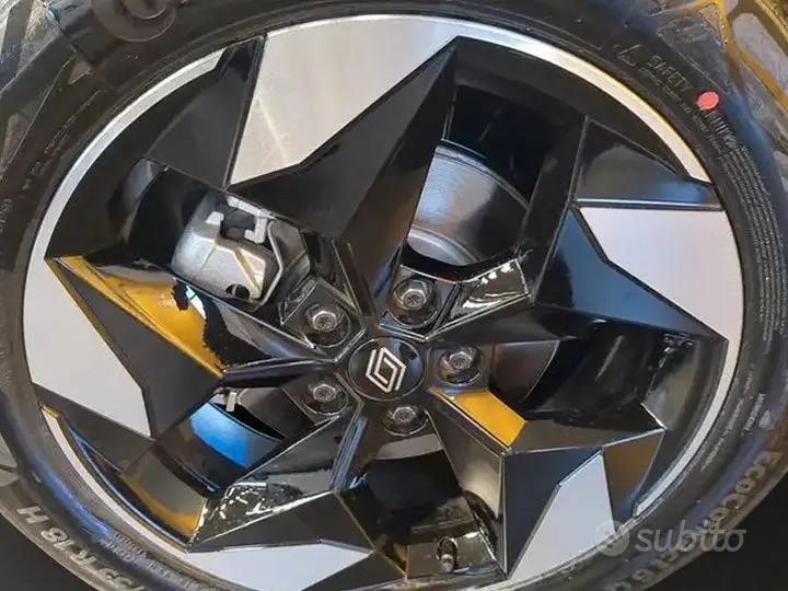 Renault Captur Full Hybrid E-Tech 160 CV MY26 TECHNO TUA DA €252