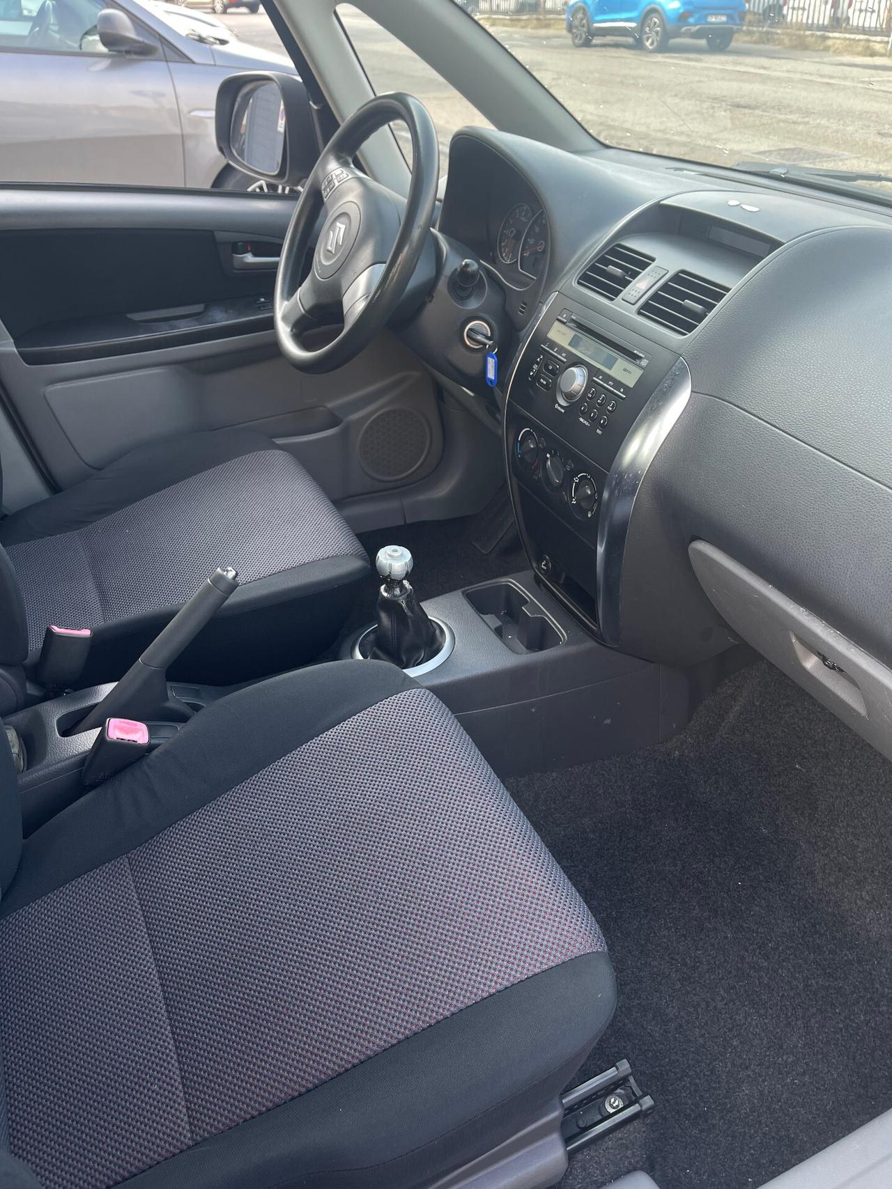 Suzuki SX4 GPL 1.6 16V Urban Line