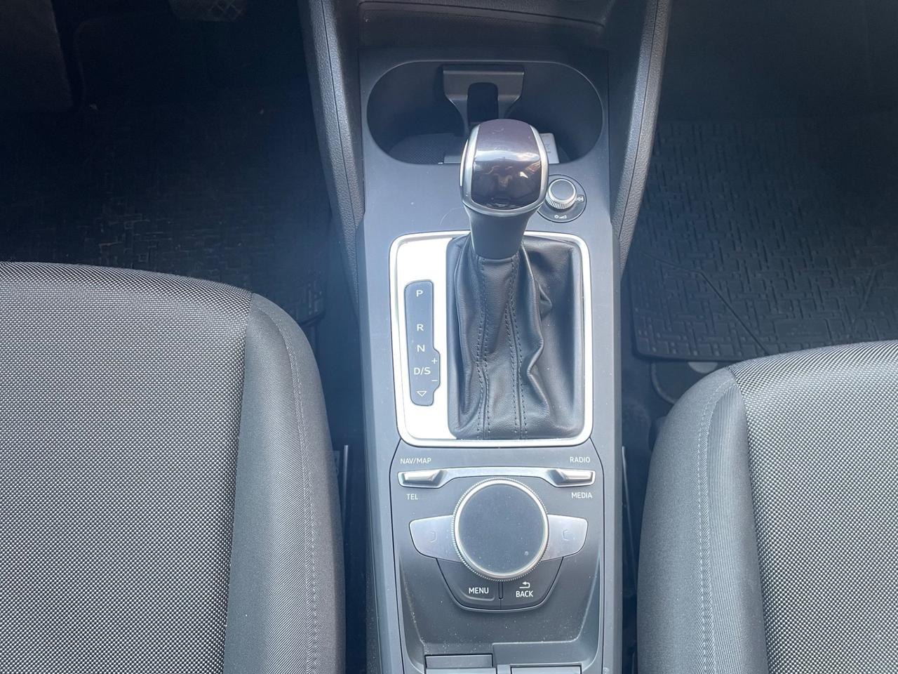 Audi Q2 30 TDI S tronic Identity Black/1PROP