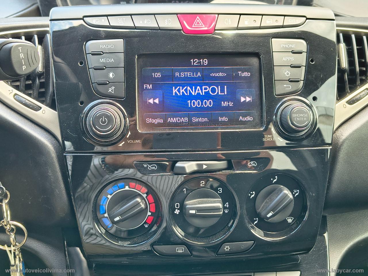 LANCIA Ypsilon 1.2 69 CV 5p. GPL Ecochic GOLD