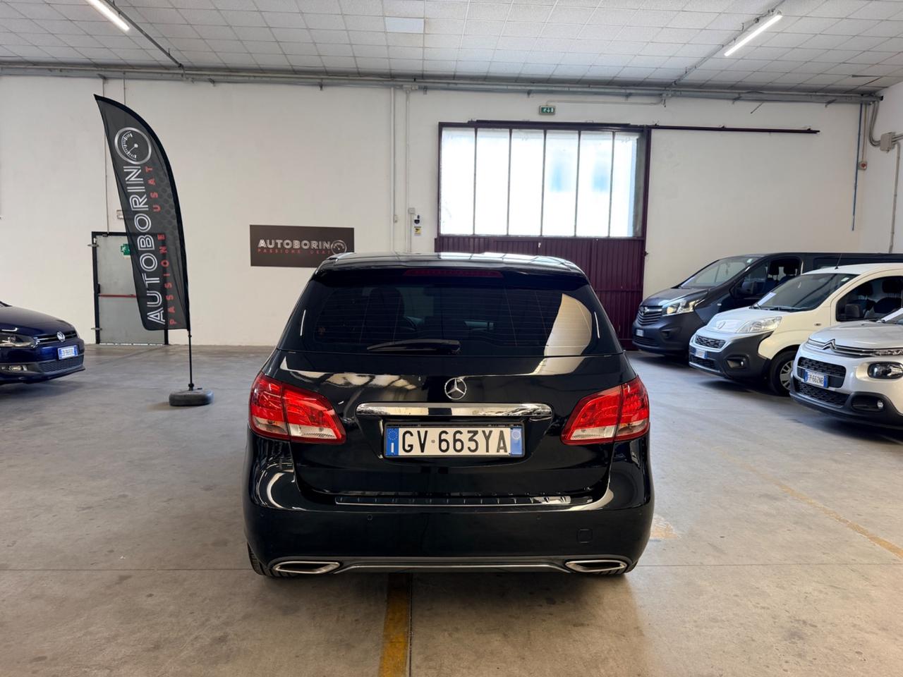 Mercedes-benz B 200 Premium