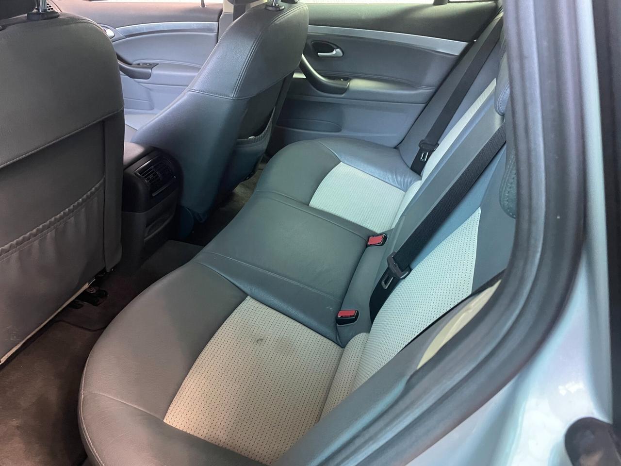 Saab 9-3 SportHatch 1.9 TiD 16V DPF Vector Sentronic
