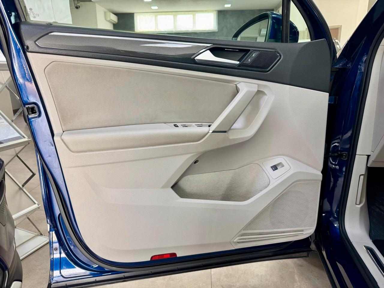 Volkswagen Tiguan 2.0 TDI 190cv DSG 4MOTION Executive