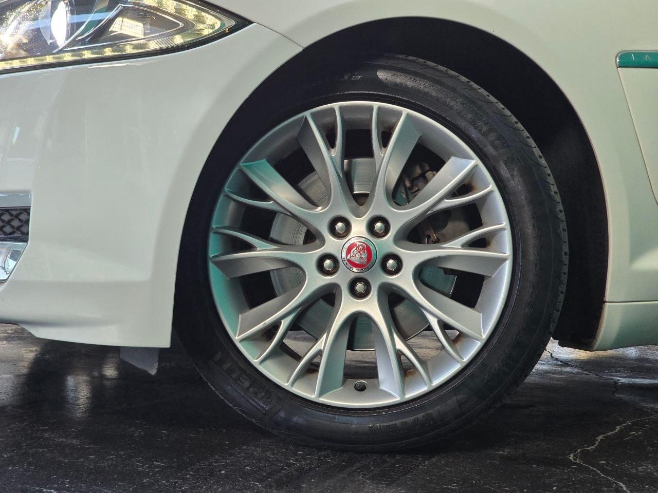 Jaguar XF 2.2 D 190 CV