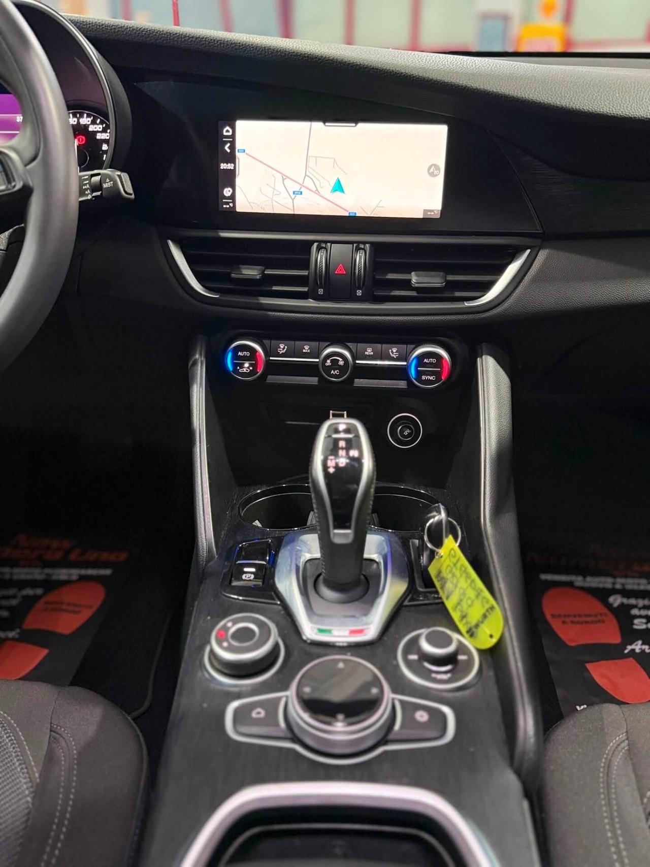 Alfa Romeo Giulia 2.2 At8 160cv 2020 Veloce My20