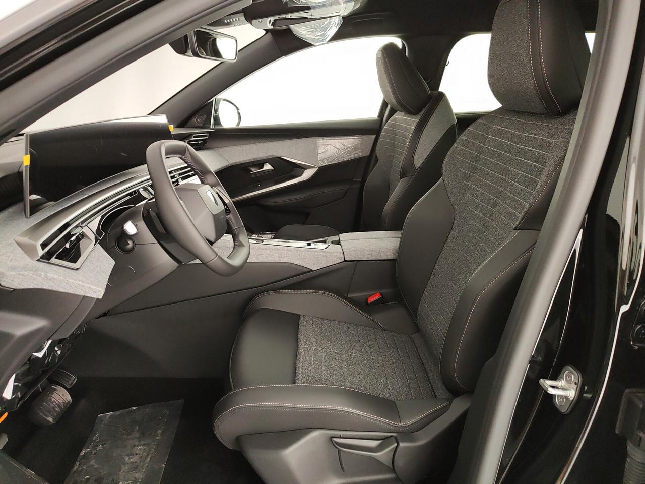 Peugeot 5008 Hybrid 145 e-DCS6 Allure