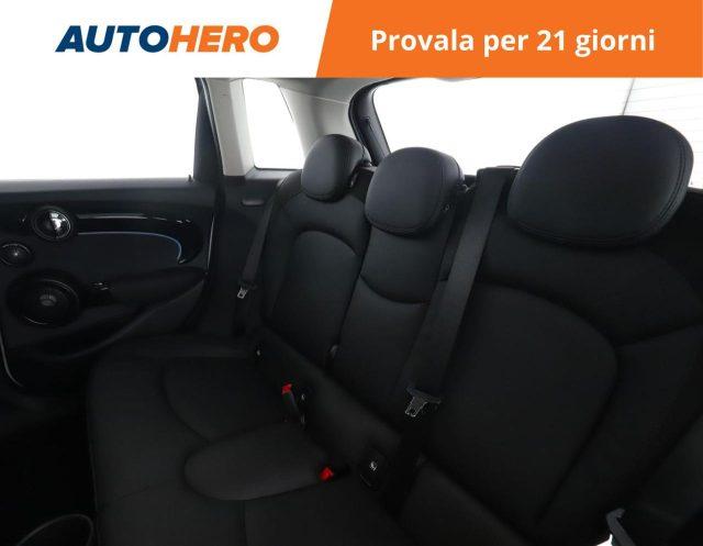MINI Cooper 1.5 Cooper Business 5 porte