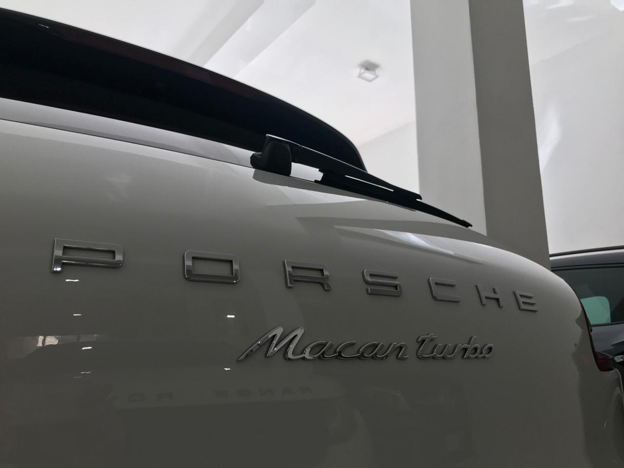 Porsche Macan 3.6 Turbo V6 400cv service Porsche