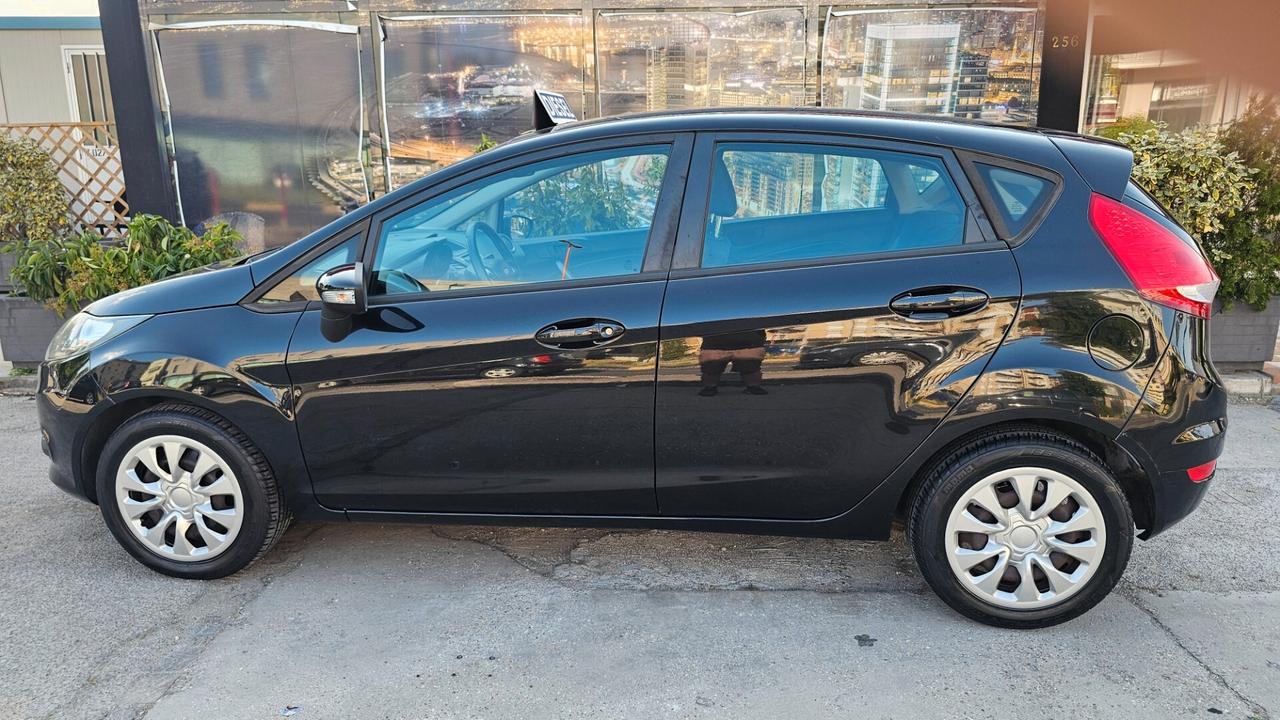 Ford Fiesta 1.4 TDCi 5p. Titanium