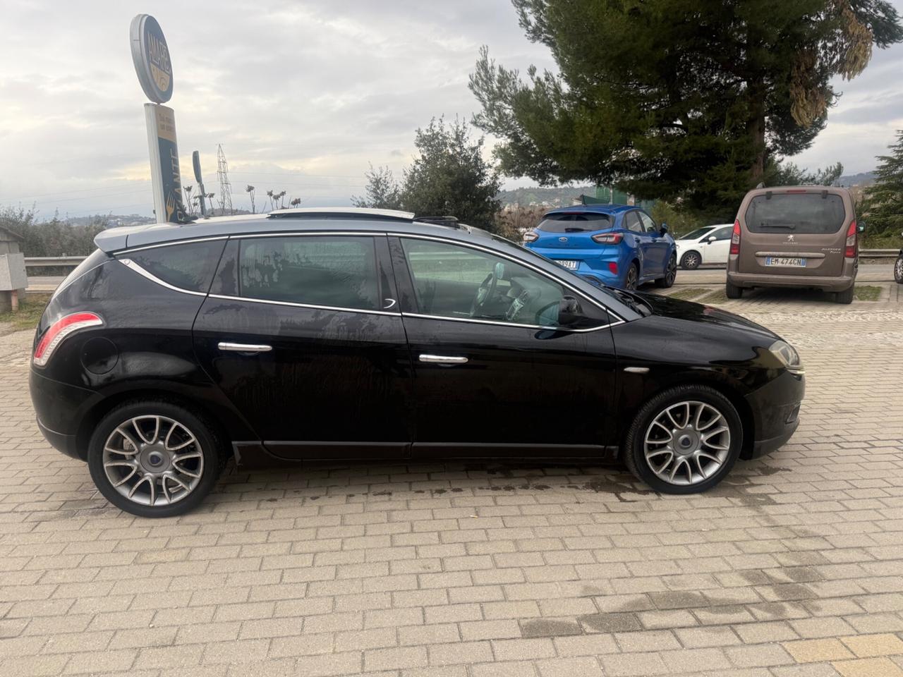 Lancia Delta 1.6 MJT DPF Platino