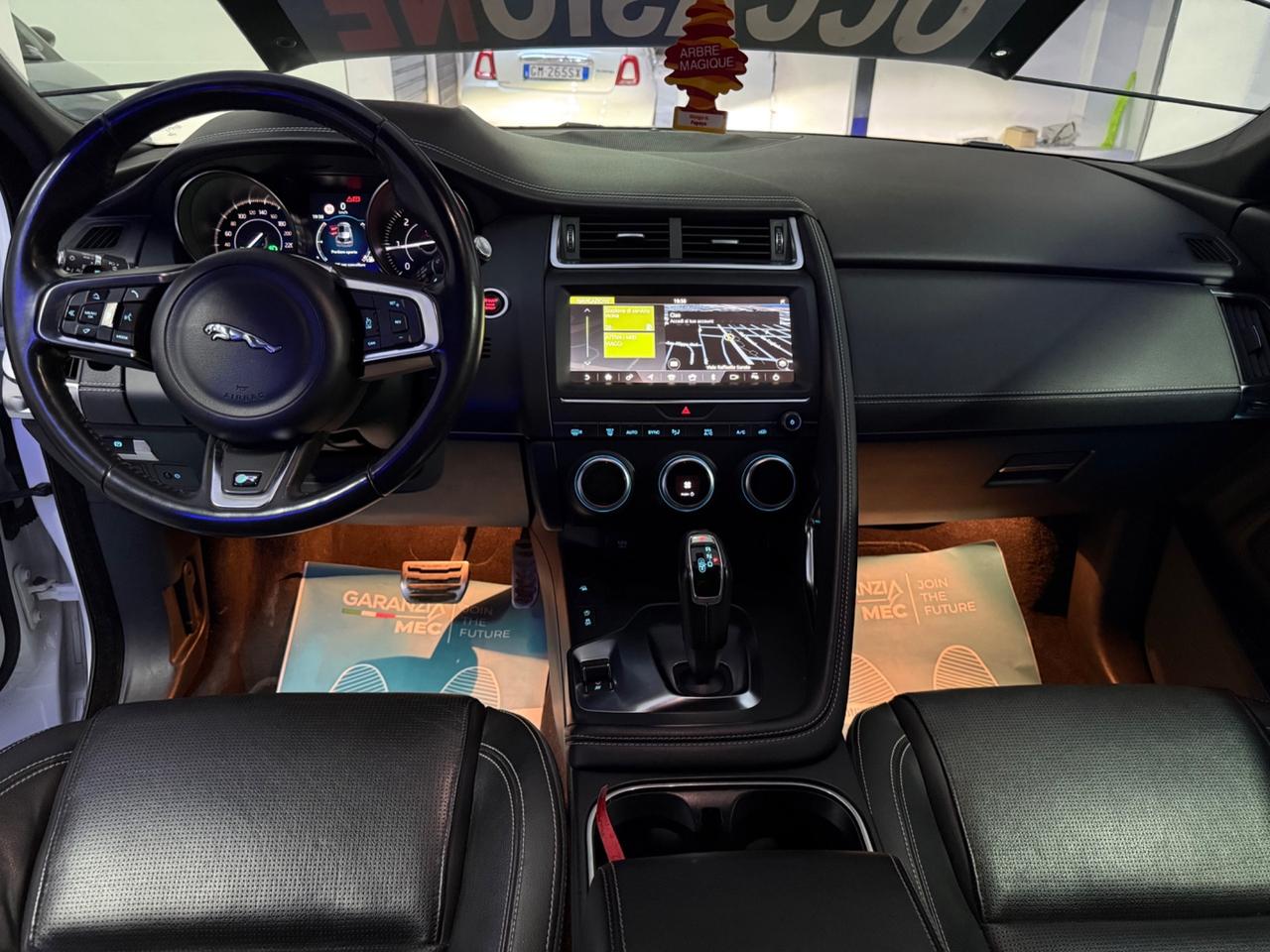 Jaguar E-Pace 2.0D 180 CV AWD aut. R-Dynamic S