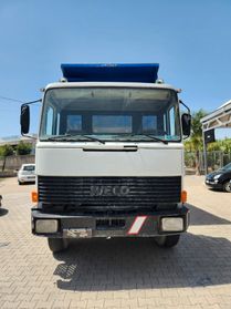 Iveco LKW/TRUCKS 330.30 RIBALTABILE TRILAT