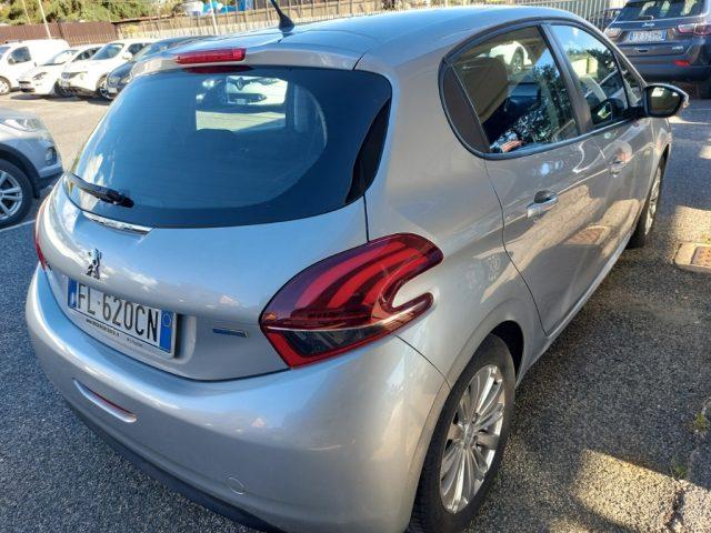 PEUGEOT 208 1° serie PureTech 82 5 porte Active km 36000