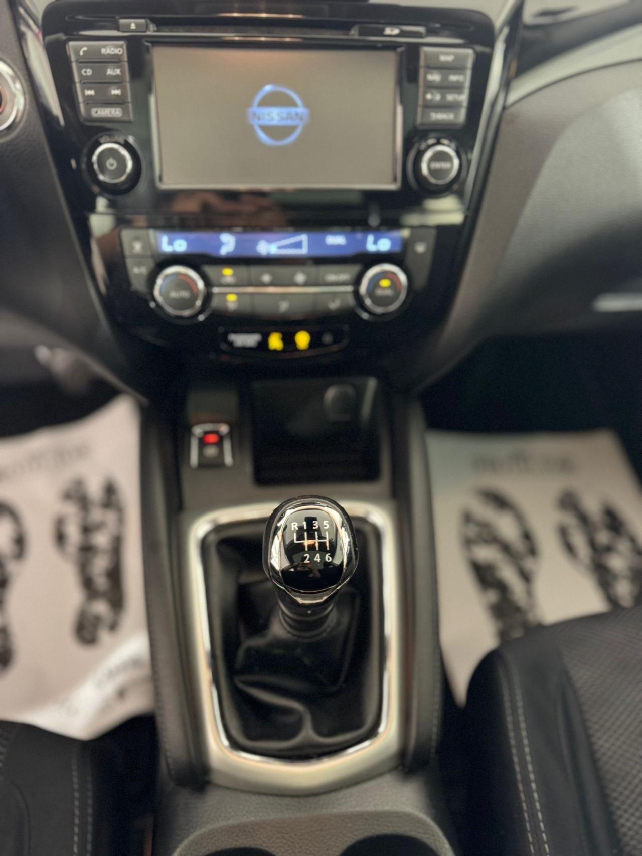 Nissan Qashqai 1.5 dCi Tekna * TELACAMERA 360 * TETTO PANORAMICO*